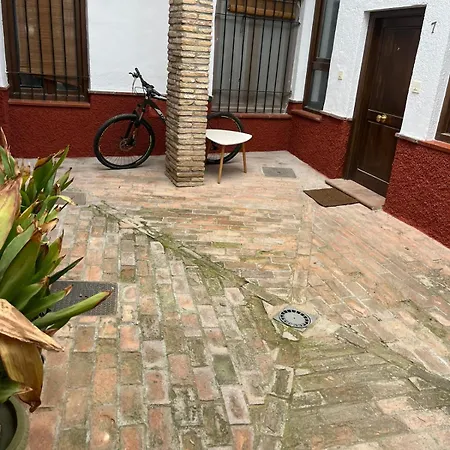Estudio En Albaicin - *